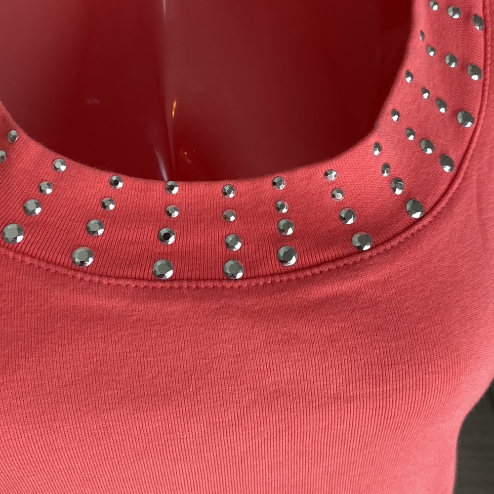 Dress barn light coral T-shirt with stud trimmed scoop neck. - Picture 3 of 7